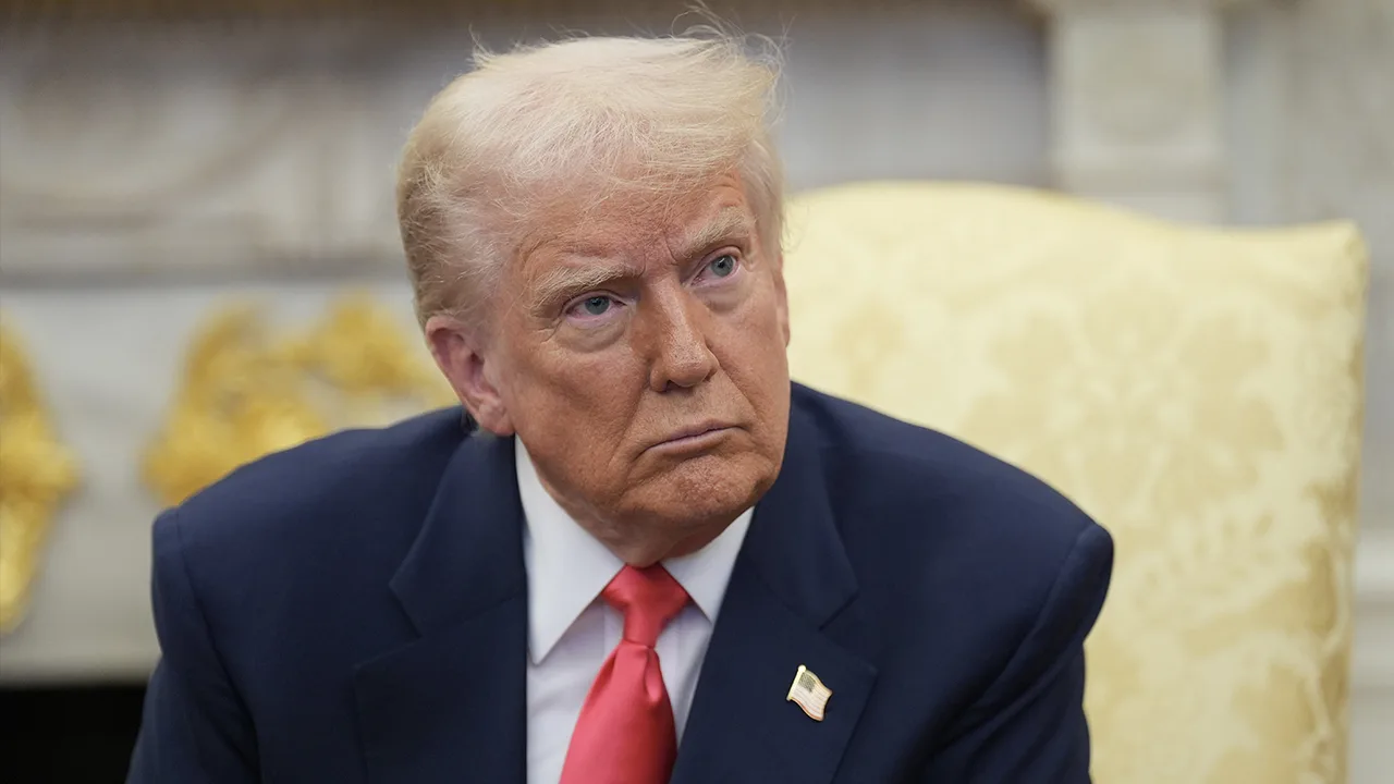 Donald Trump vindt dat Spanje uit NAVO moet worden gezet