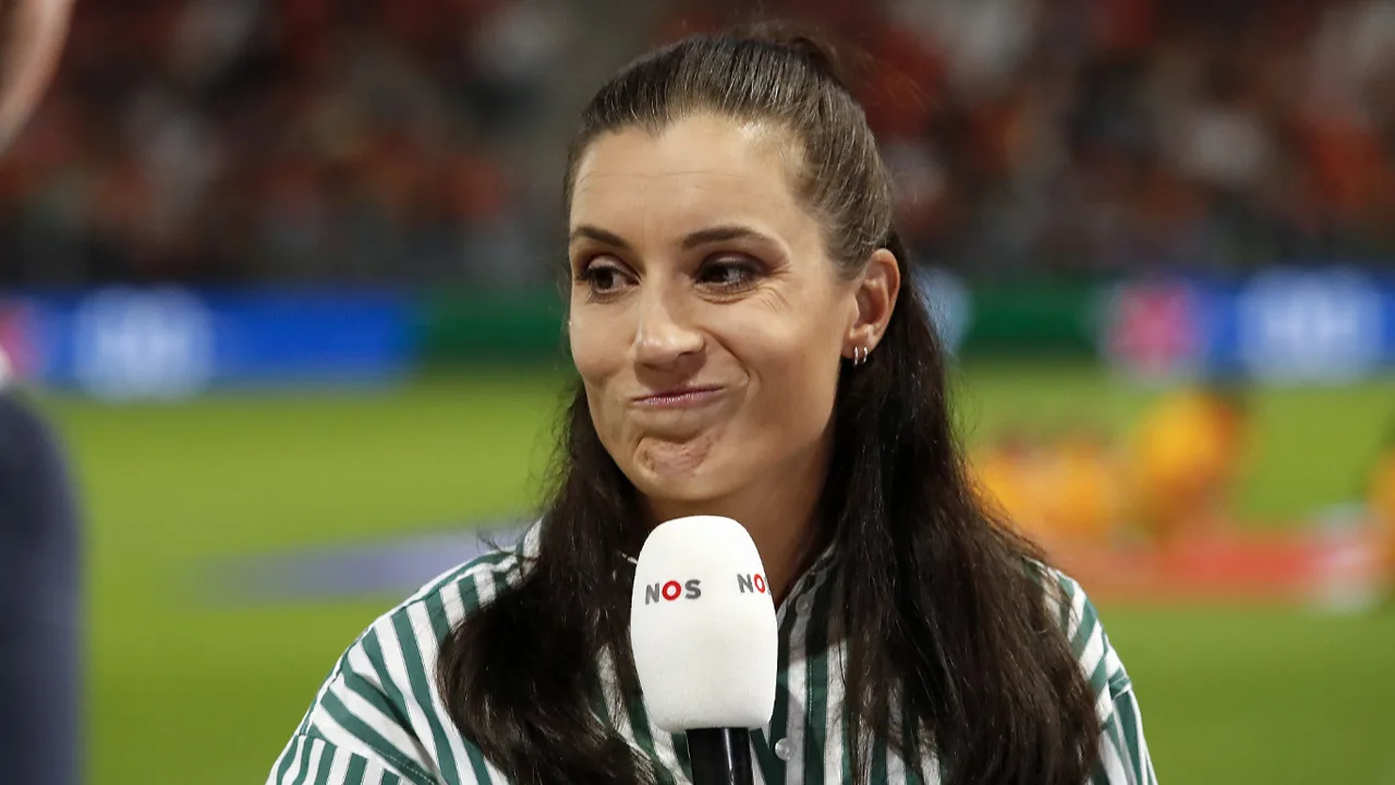 'Leonne Stentler dit seizoen minder vaak te zien bij samenvattingen Eredivisie'