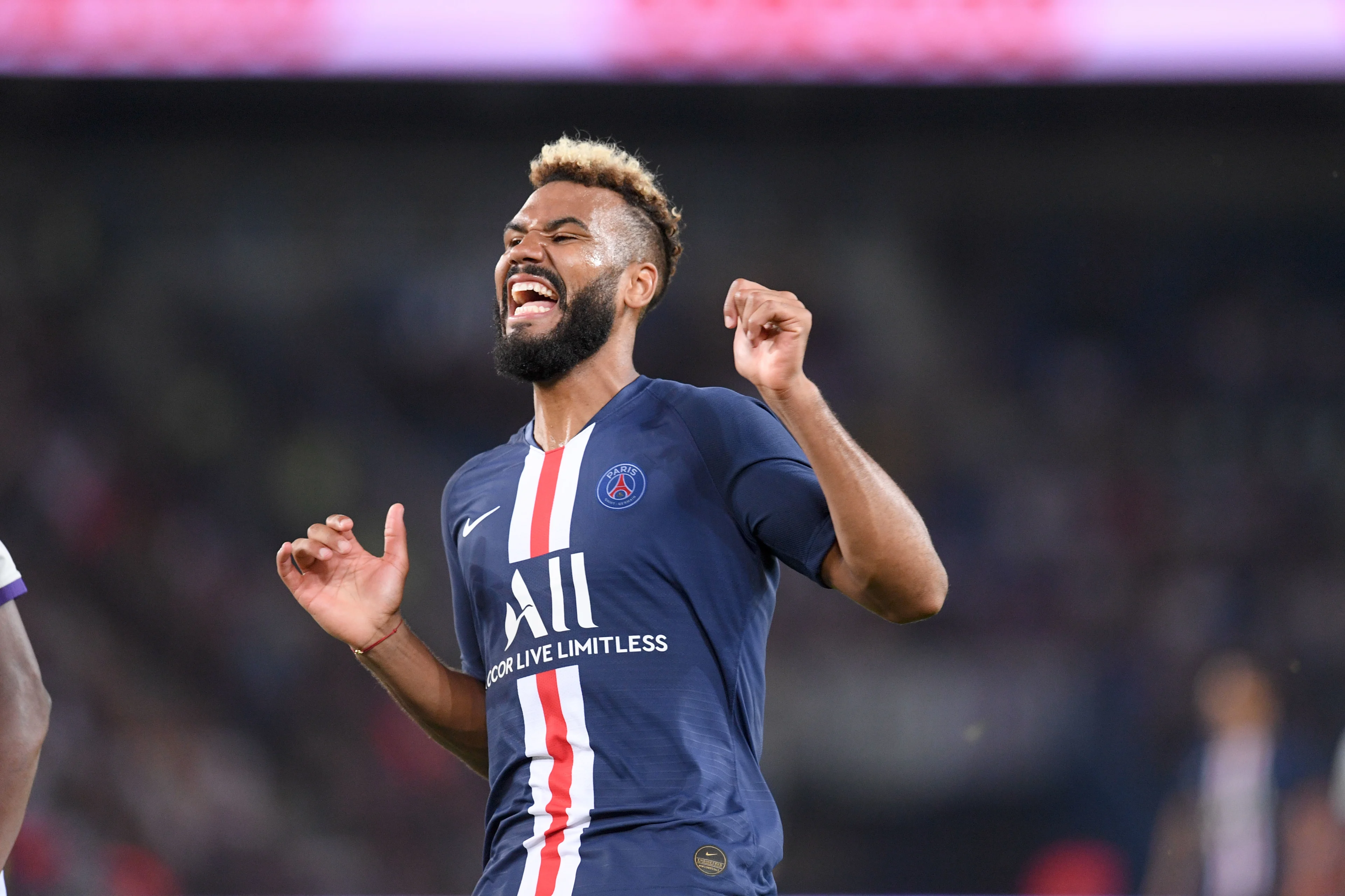 Choupo-Moting scoort 'Messiaans' doelpunt