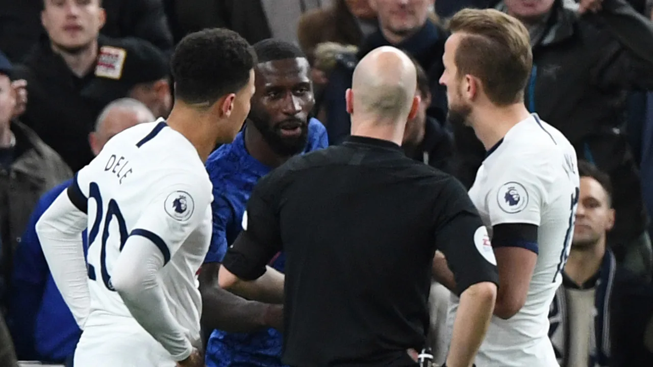 Rüdiger: 'Blijven praten over racisme'