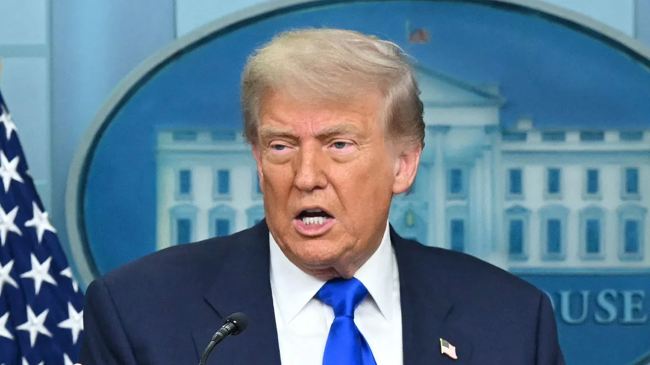 Trump zou Iran ‘absoluut’ opnieuw bombarderen als land doorgaat met kernwapen