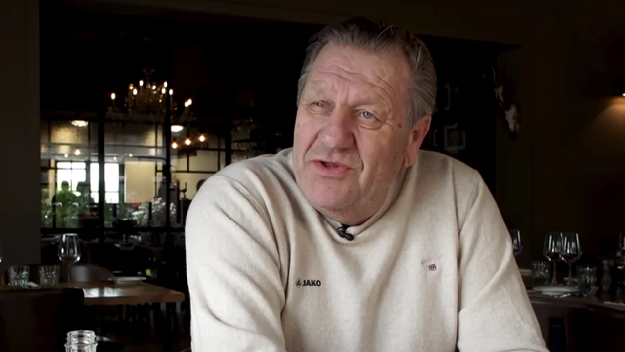 Boskamp komt terug op uitspraken over Dessers: ‘Ik moet mijn smoel houden’