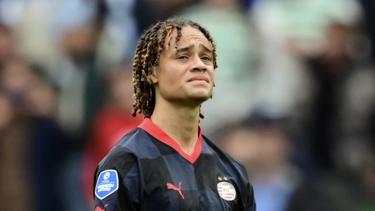 PSV verliest in ongekend spektakelstuk van FC Groningen en ziet Ajax uitlopen