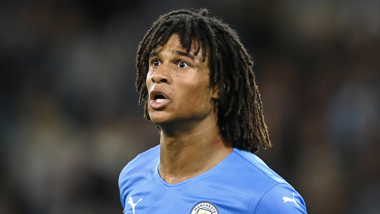'Nathan Aké staat alweer voor vertrek bij Manchester City'