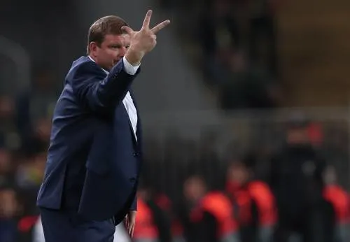 Anderlecht geeft in slotfase voorsprong weg