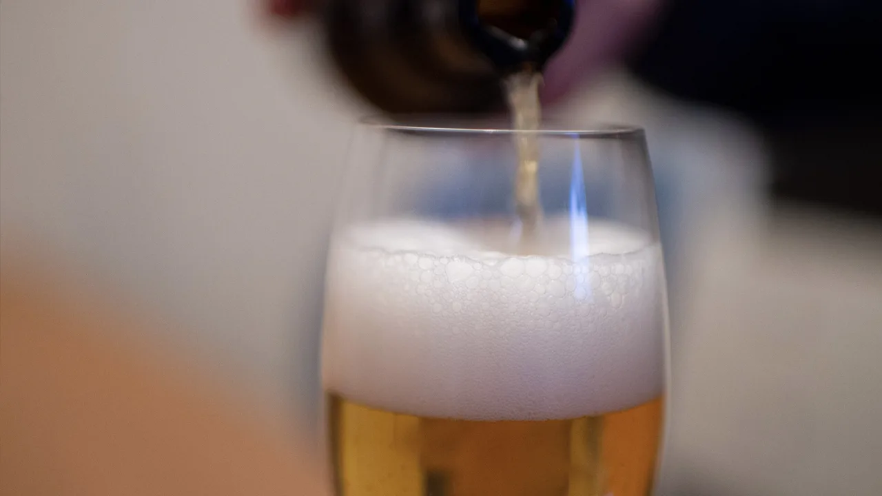 Politiebond: stel compleet alcoholverbod in