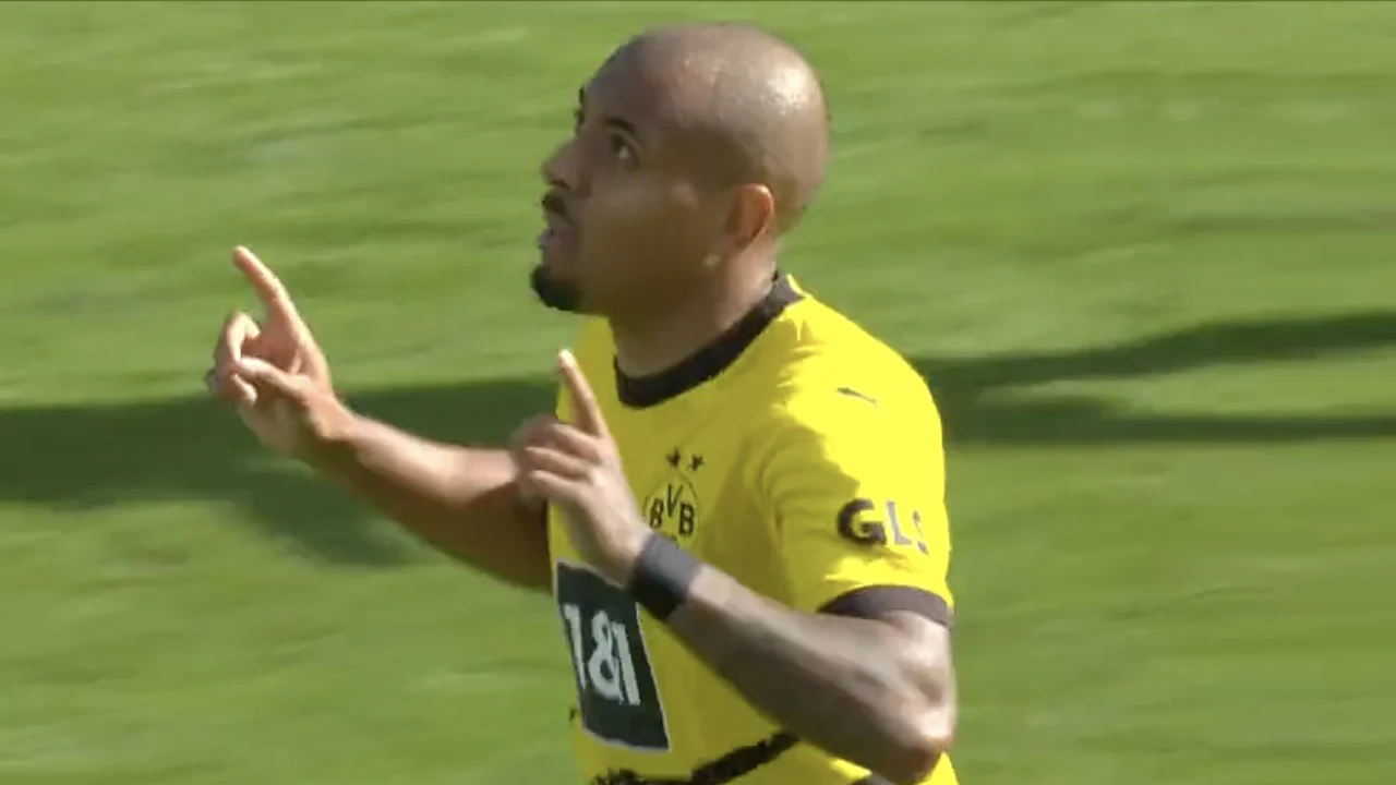Videogoal: Donyell Malen wéér belangrijk met doelpunt voor Borussia Dortmund!
