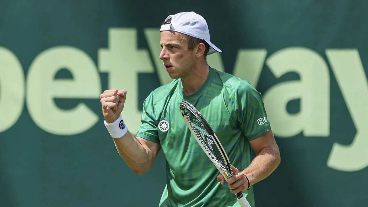 Griekspoor voor het eerst naar tweede ronde Wimbledon