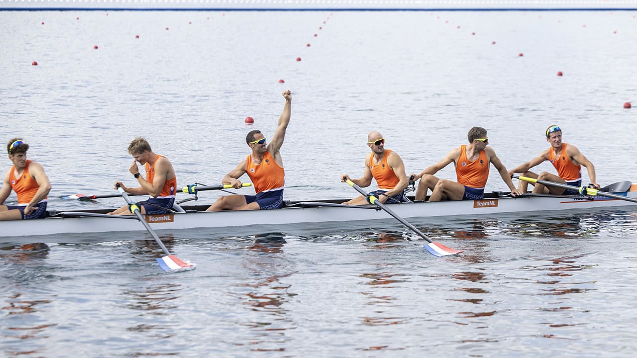 Holland Acht verrast met zilver bij olympisch roeitoernooi! 
