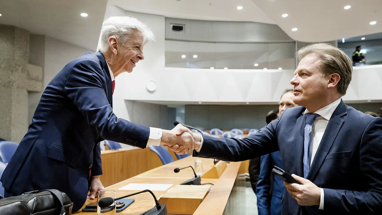 Plasterk biedt Omtzigt excuses aan in open brief: 'Sorry Pieter, ik had dat niet moeten doen!'