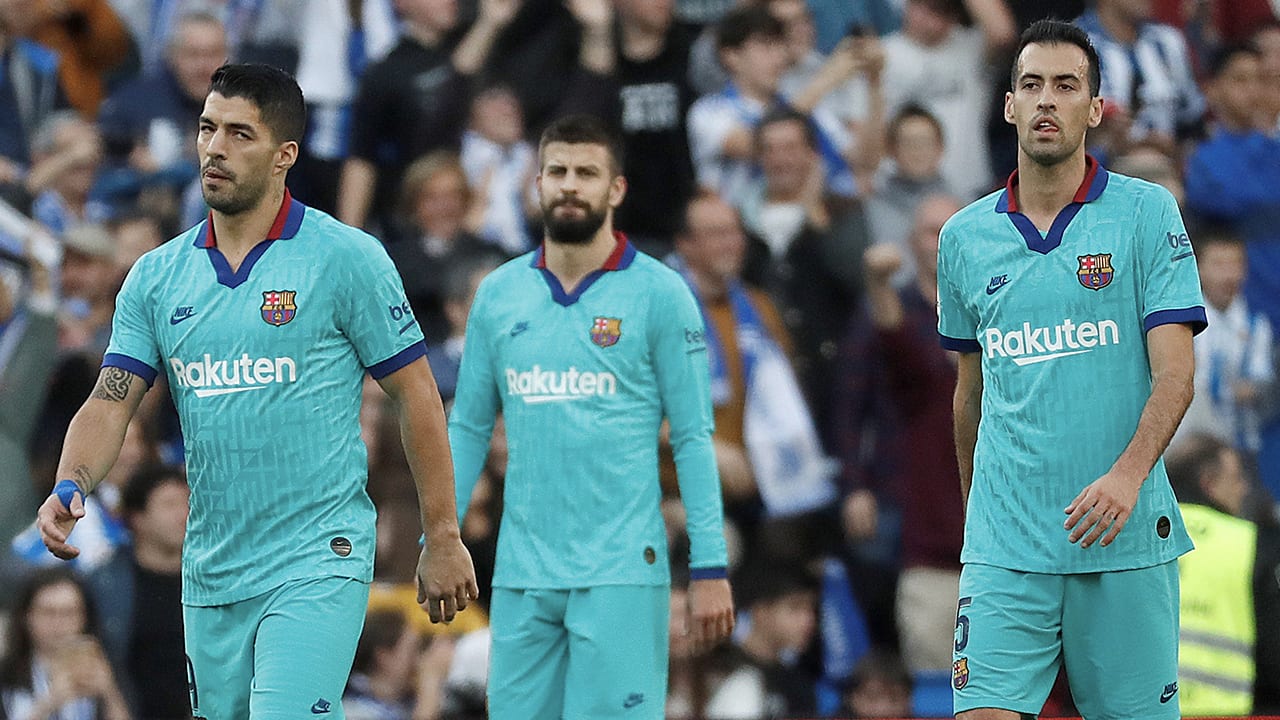 Uitverkoop bij Barcelona begonnen: 'Oude garde moet vertrekken'