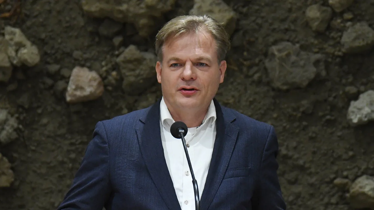 Pieter Omtzigt maakt pas na verkiezingen premierskandidaat bekend