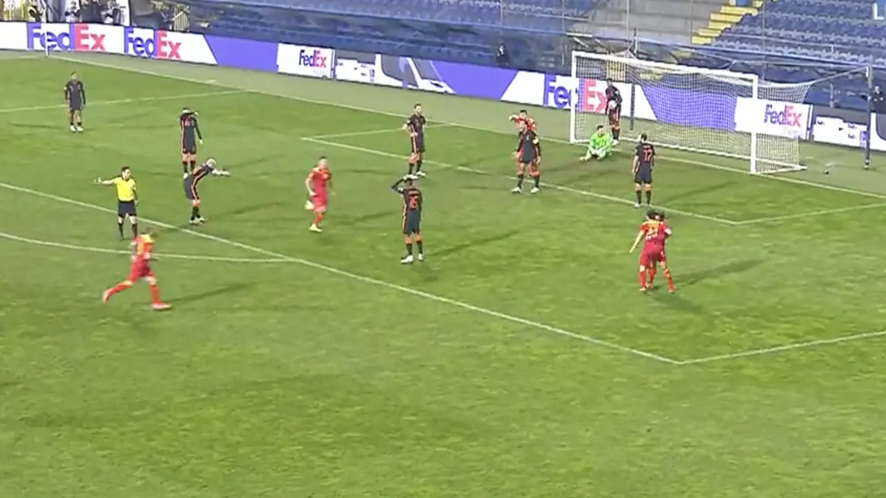 VIDEOGOAL: Oranje geeft in korte tijd voorsprong weg in Montenegro