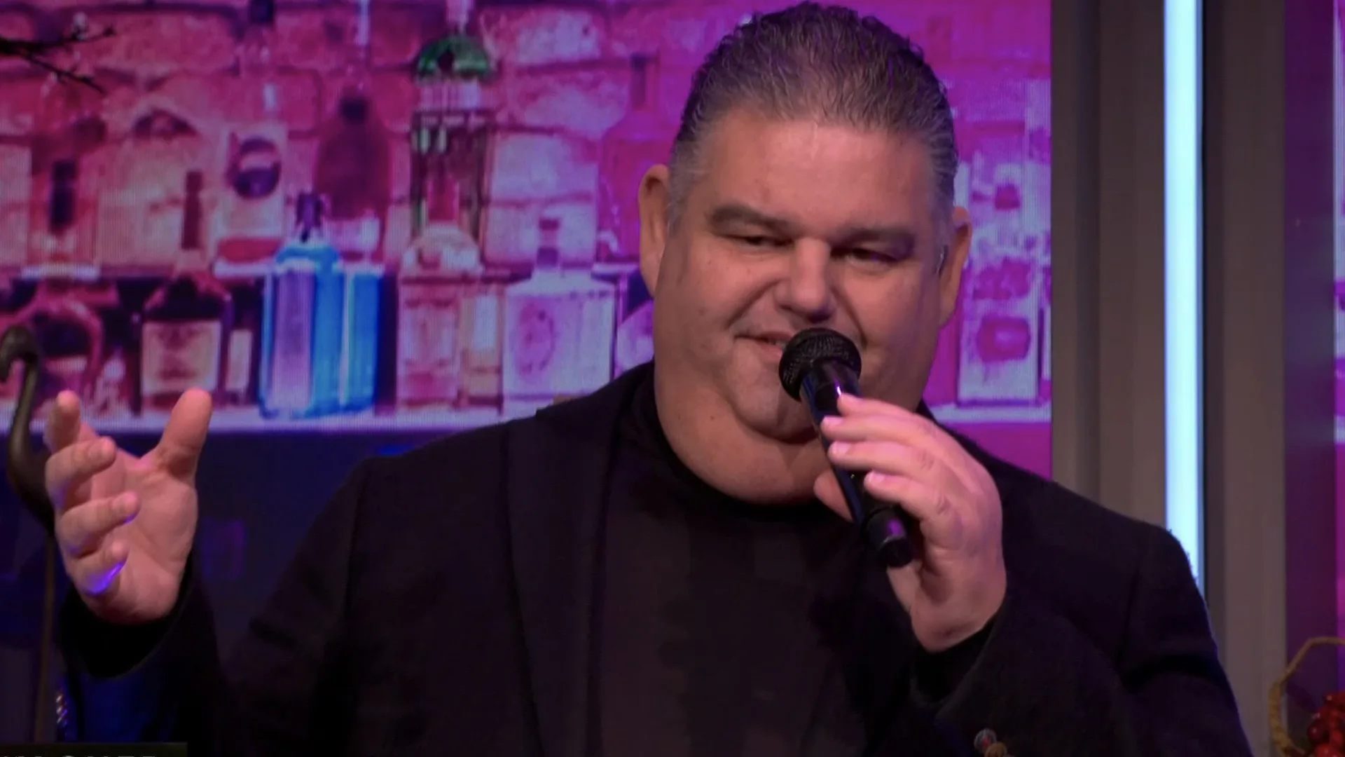 Django Wagner opent De Oranjewinter met zijn klassieker 'Kali'