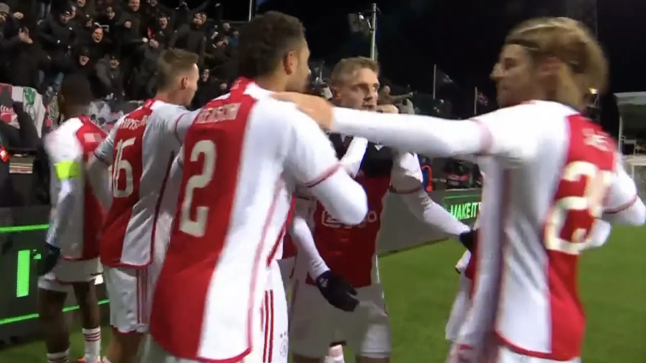 VIDEOGOAL: Bodø/Glimt - Ajax 1-2 (Taylor)