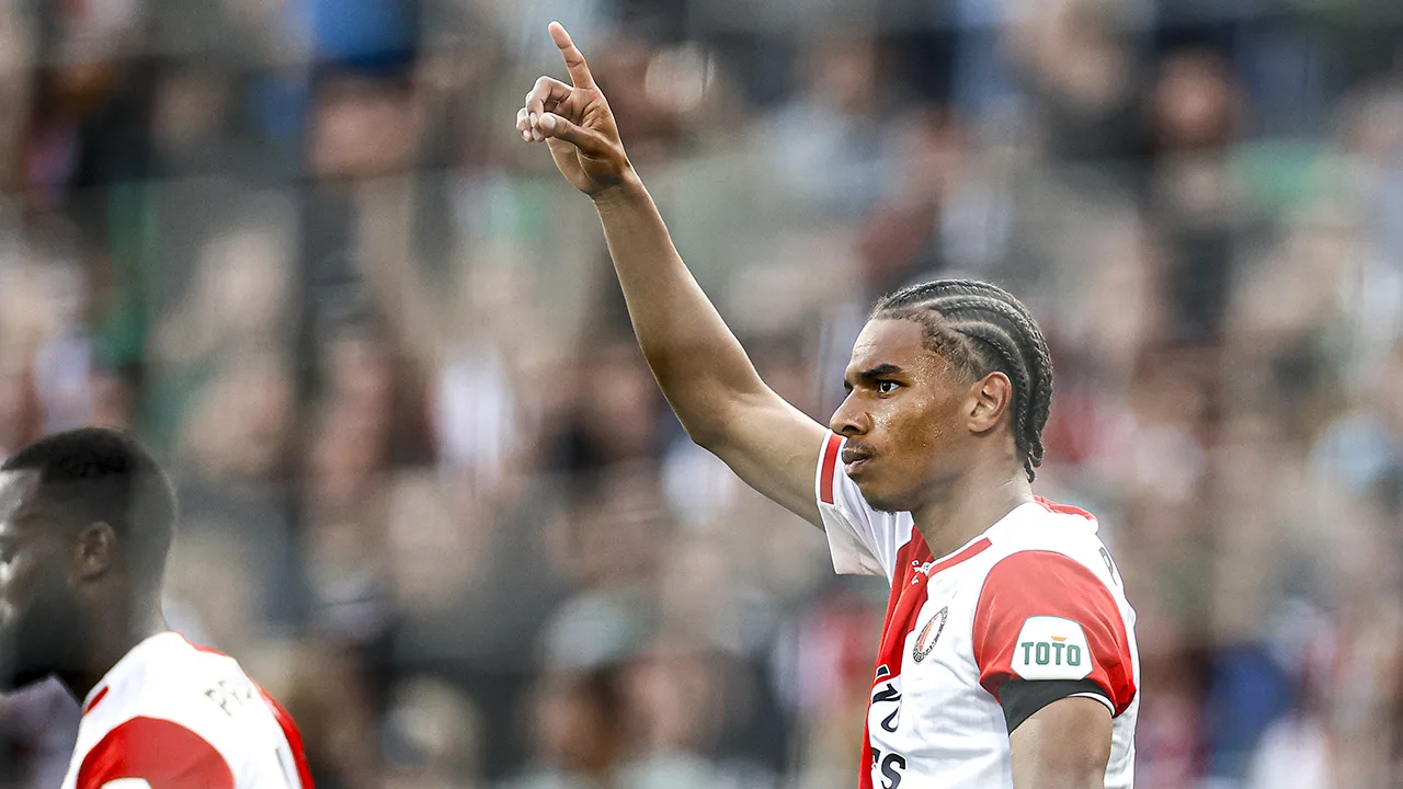 Feyenoord wint voor de vijfde keer op rij in de Eredivisie