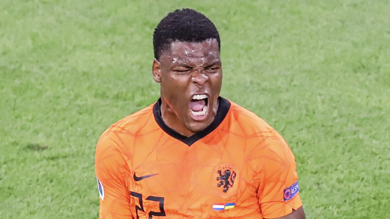 'Dumfries verschijnt ook op de radar van Inter, vraagprijs bekend'