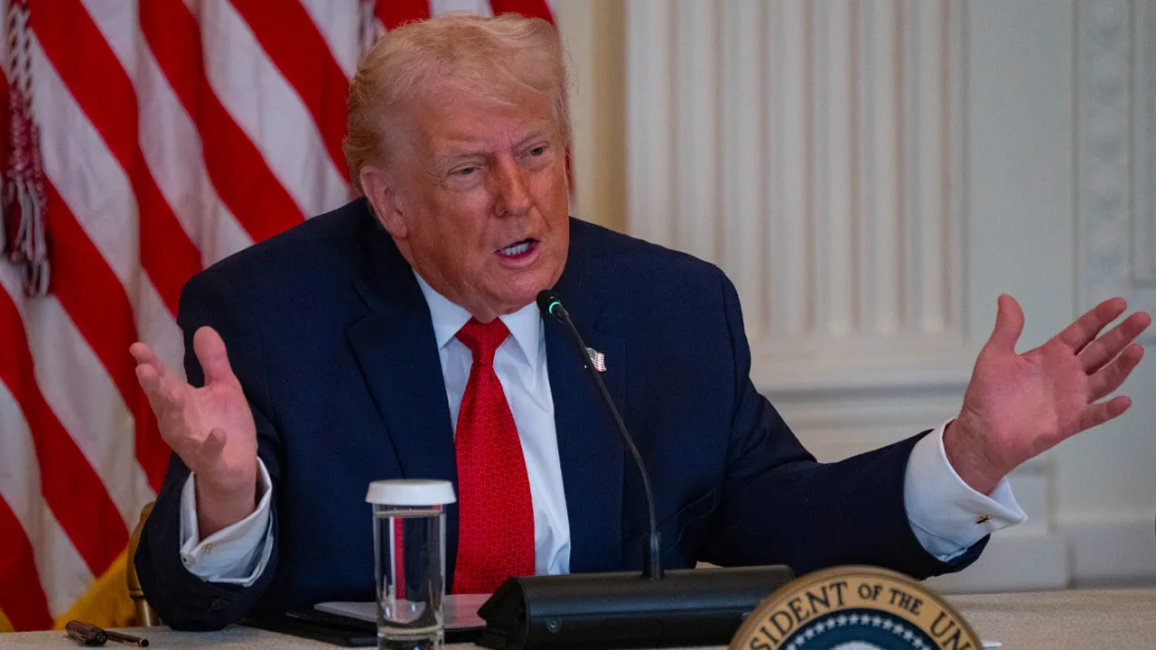 Donald Trump voert tarieven in voor Europese landen om Groenland