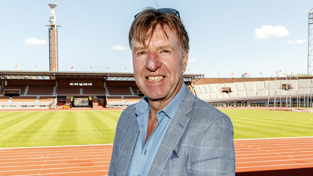 Aad de Mos adviseert PSV over opvolging Schmidt: 'En daarna samen met Van Nistelrooij'