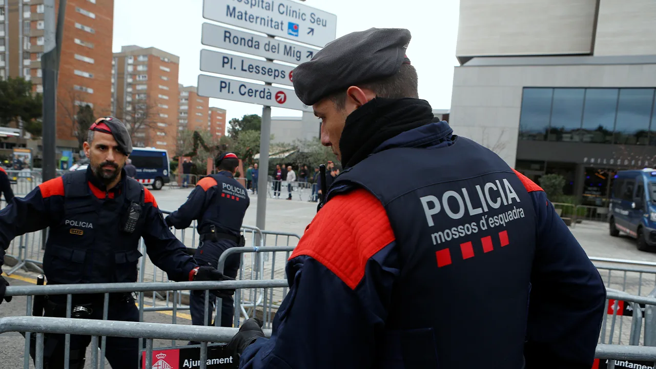 BIZAR! Recordaantal van 3000 beveiligingsmensen rond El Clásico