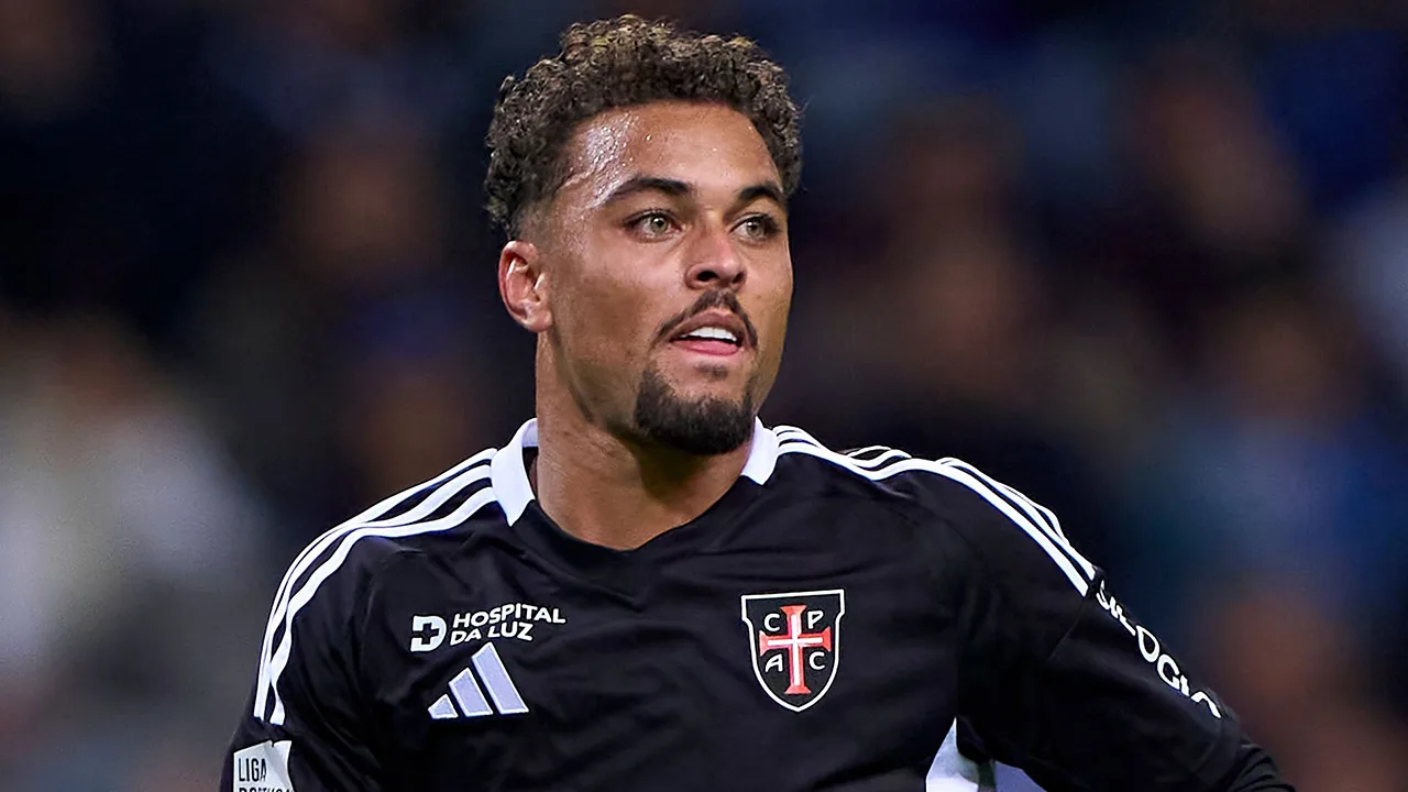 Olympique Lyon wil recordbedrag neerleggen voor Ruben Kluivert