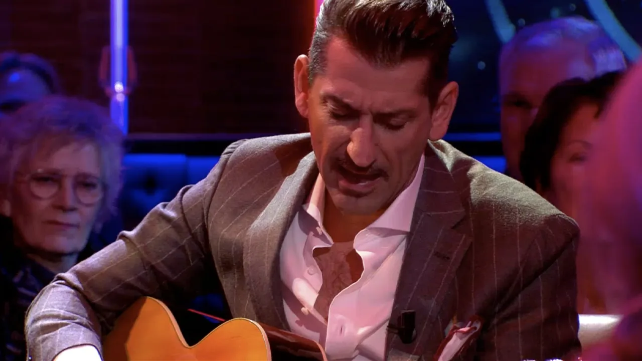 Prachtig: Danny Vera sluit allerlaatste Pauw af met 'Roller Coaster'