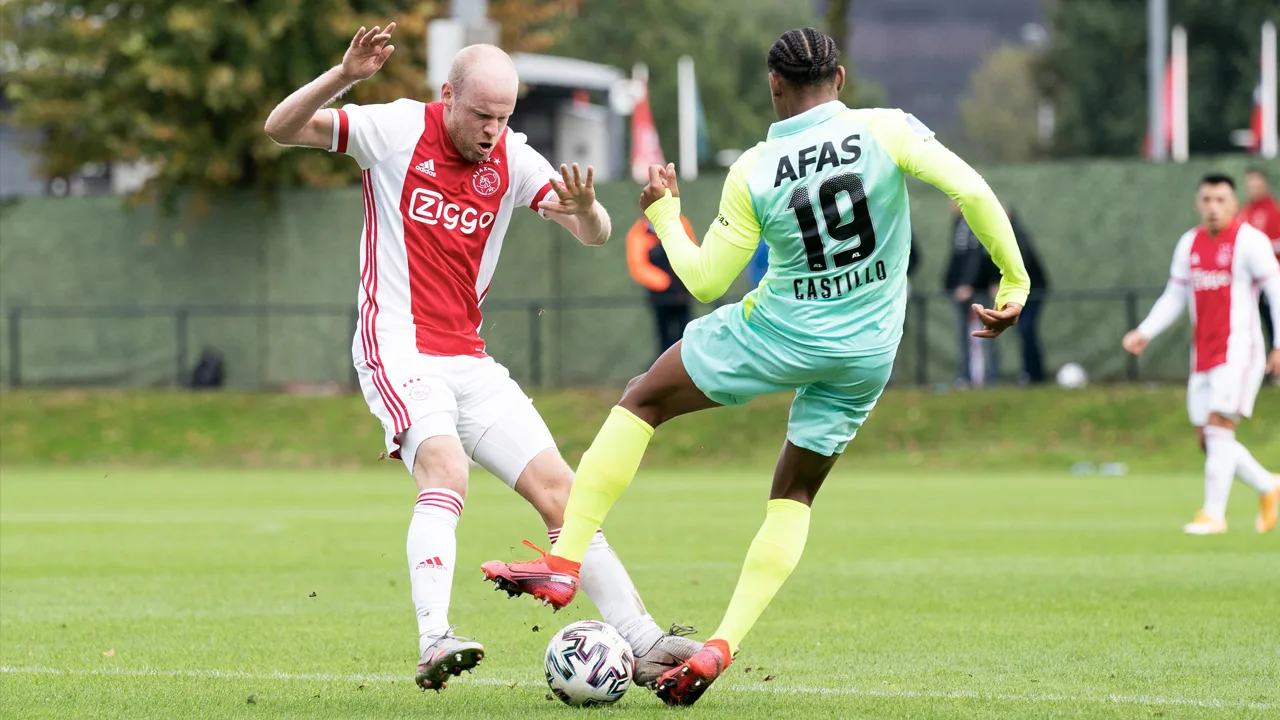 Klaassen maakt rentree bij besloten oefenduel Ajax tegen AZ