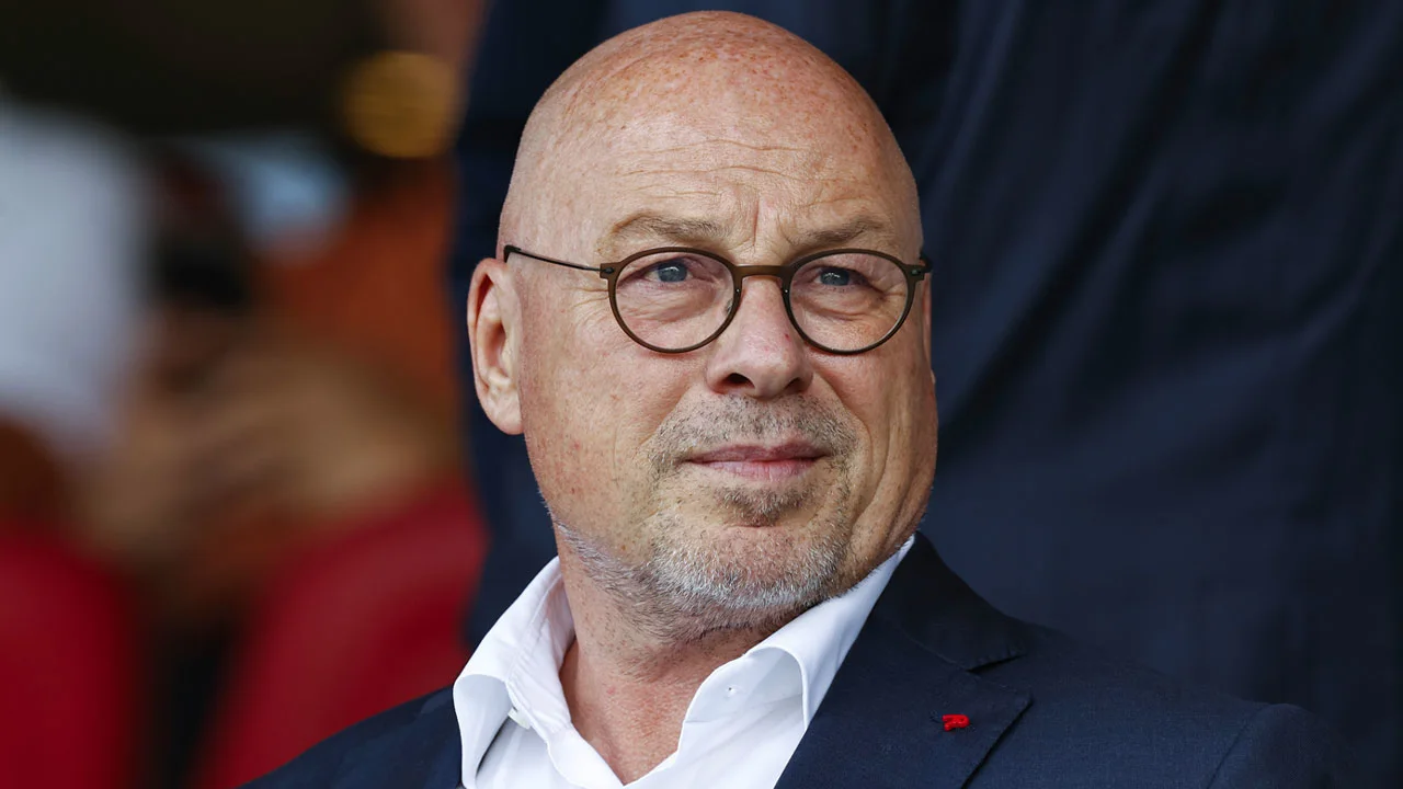 Hendriks kijkt terug op Ajax-periode: ‘Een enorme teleurstelling!’