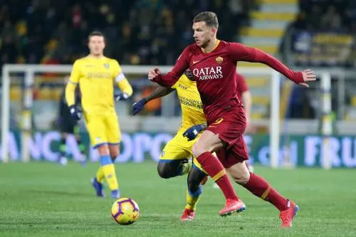 Dzeko bezorgt Roma in blessuretijd de winst