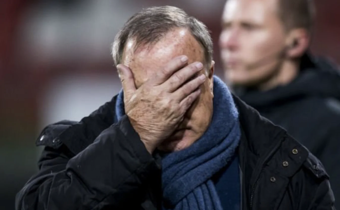 Boze Advocaat grijpt in bij FC Utrecht