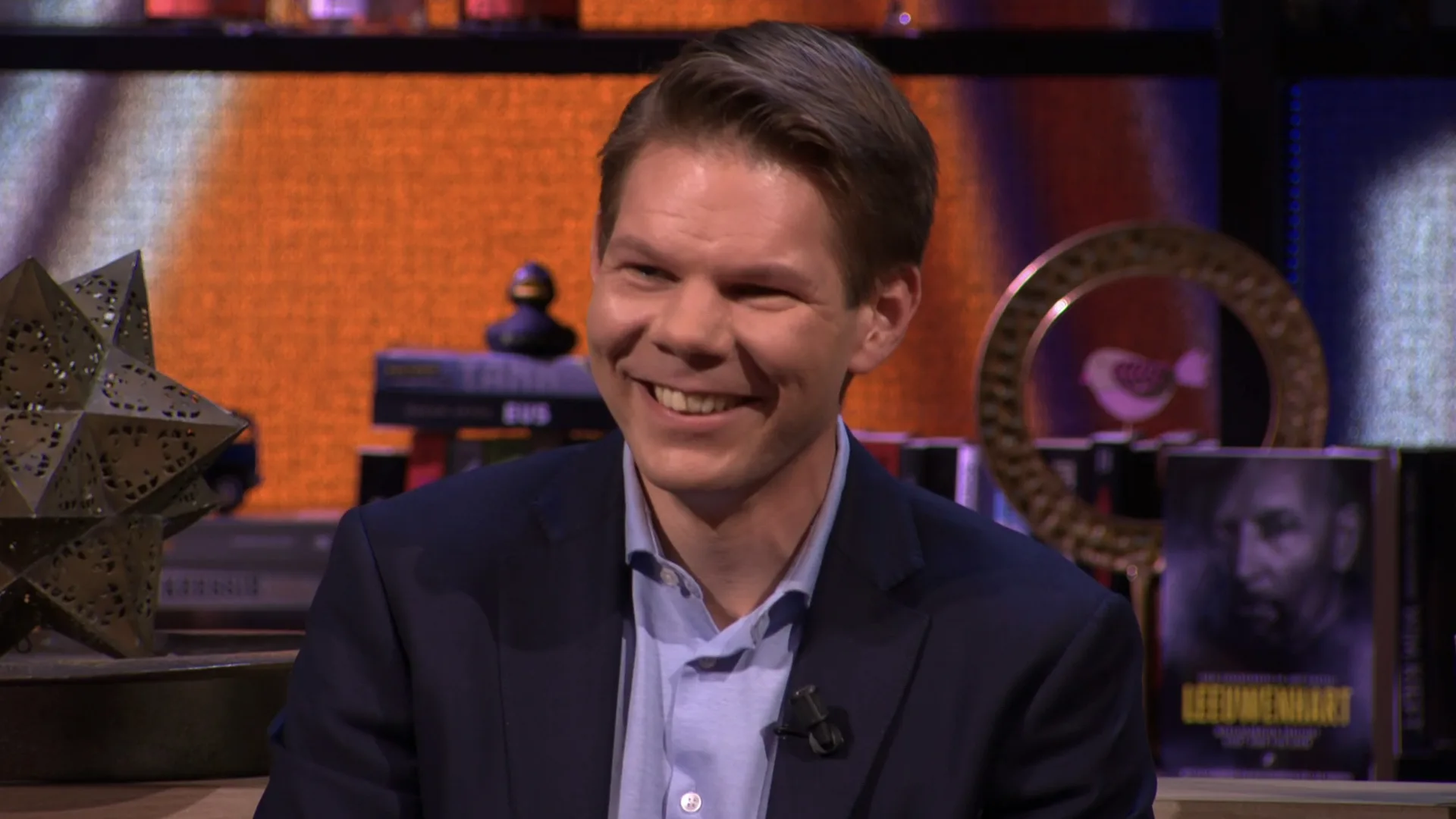 Vandaag Inside-studio klapt voor mop van Victor Vlam: 'Dat is een beschaafde'