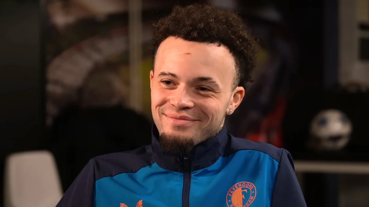 Quilindschy Hartman: 'Er is geen bedrag waarvoor ik naar Ajax zou gaan'