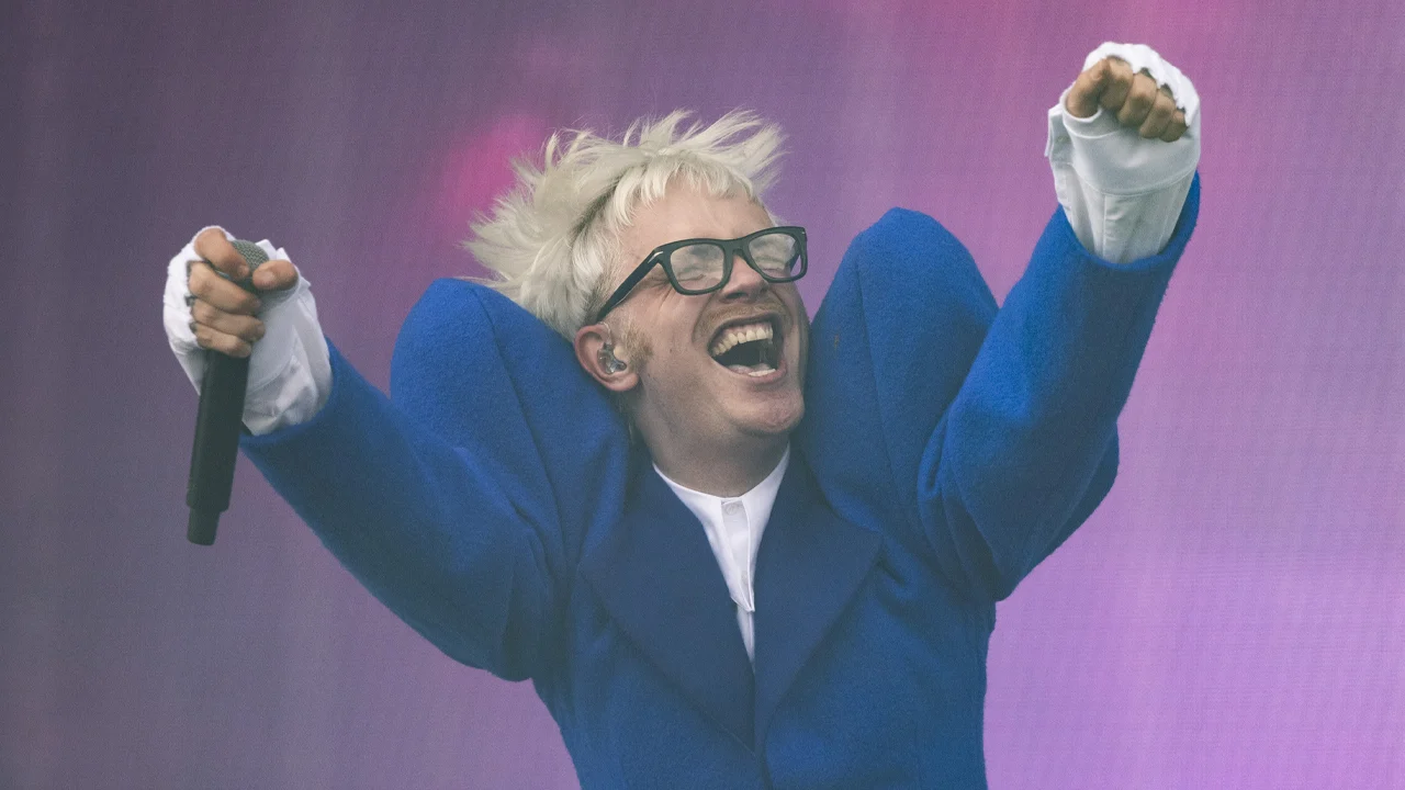 Joost Klein hint weer op songfestivaldeelname in 2025