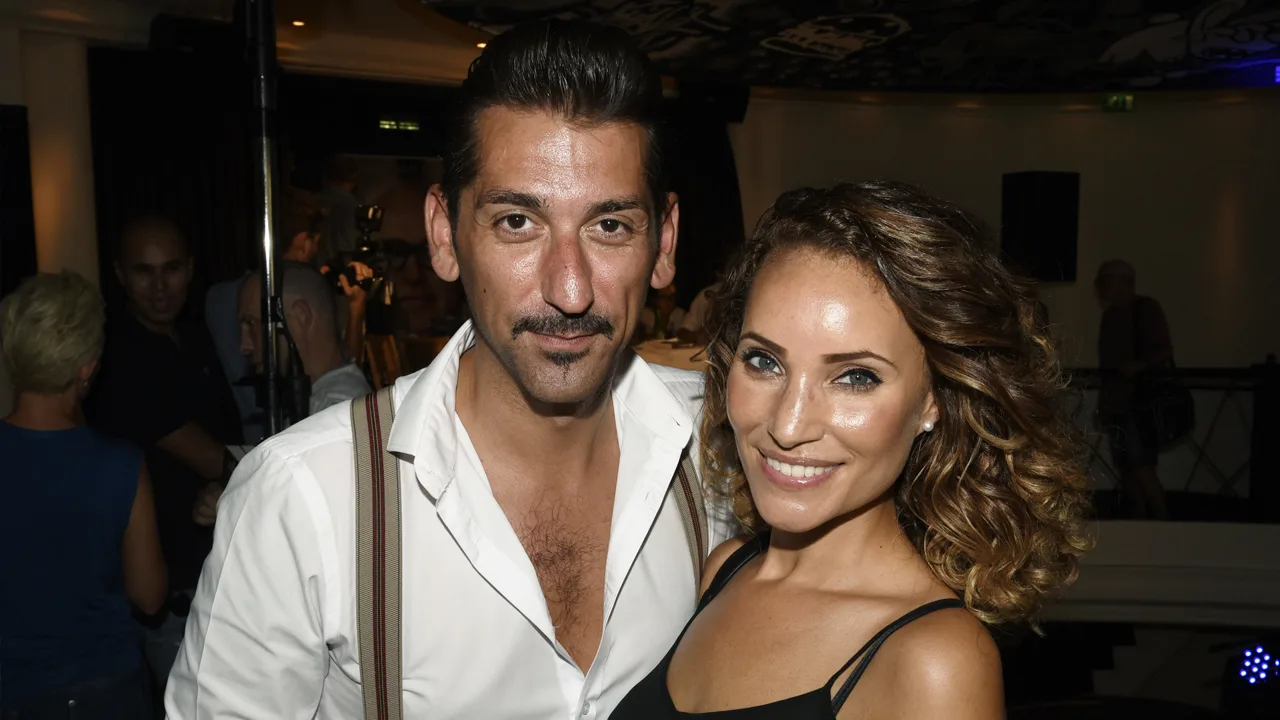 Escha en Danny in blijde verwachting van eerste kindje