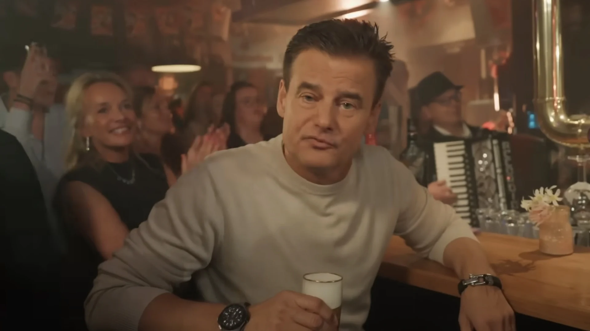 Gezocht: figuranten voor de nieuwe videoclip van Wilfred Genee!