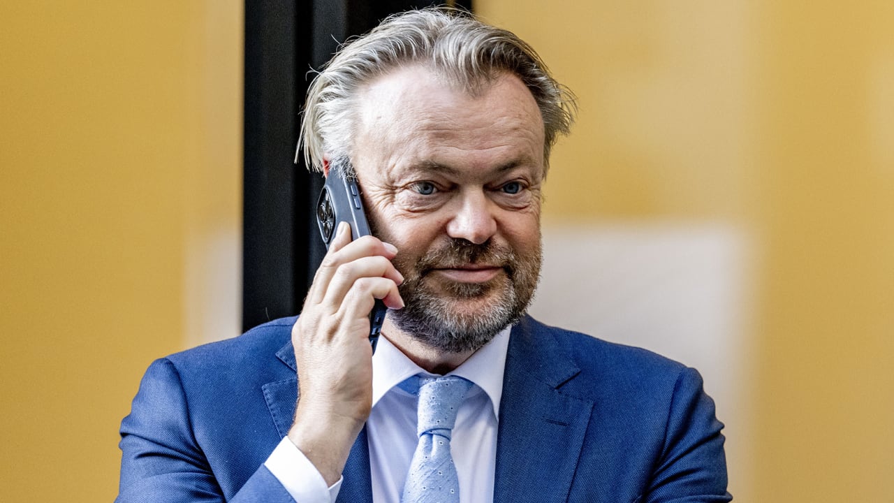 Bert Huisjes stopt als hoofdredacteur WNL na onderzoek gedrag, blijft als bestuurslid