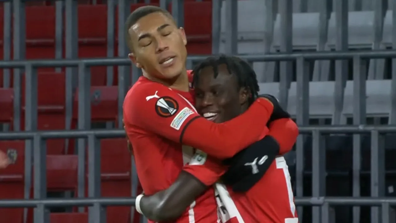 VIDEOGOAL: PSV - Sturm Graz 2-0 (Bruma)