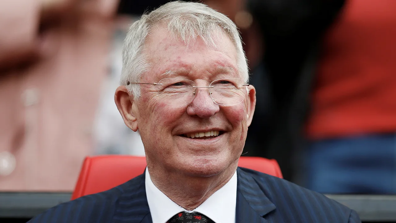 Oud-coach Ferguson pakt treble in paardenraces in Aintree