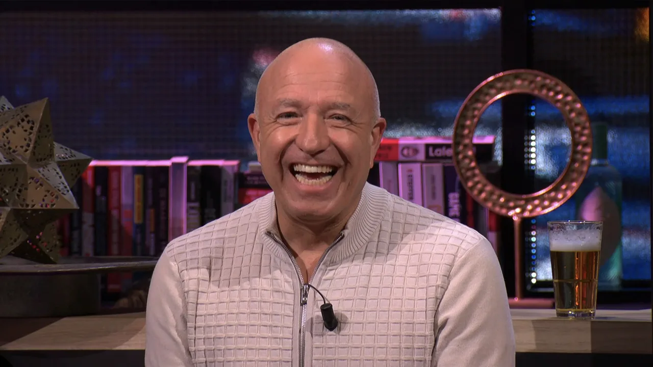 Tom Coronel gecomplimenteerd na Vandaag Inside-optreden: 'Jij bent zo'n type dat hier thuishoort'