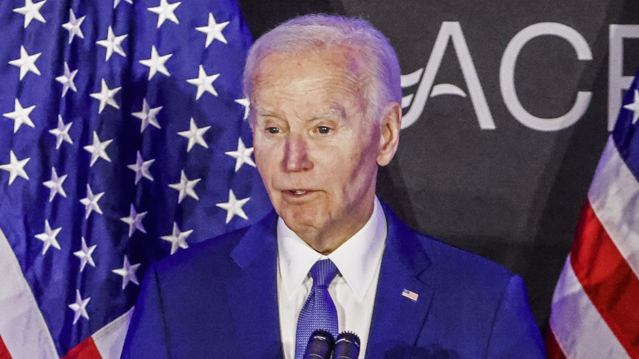 Joe Biden haalt uit naar regering-Trump in eerste speech na terugtreden