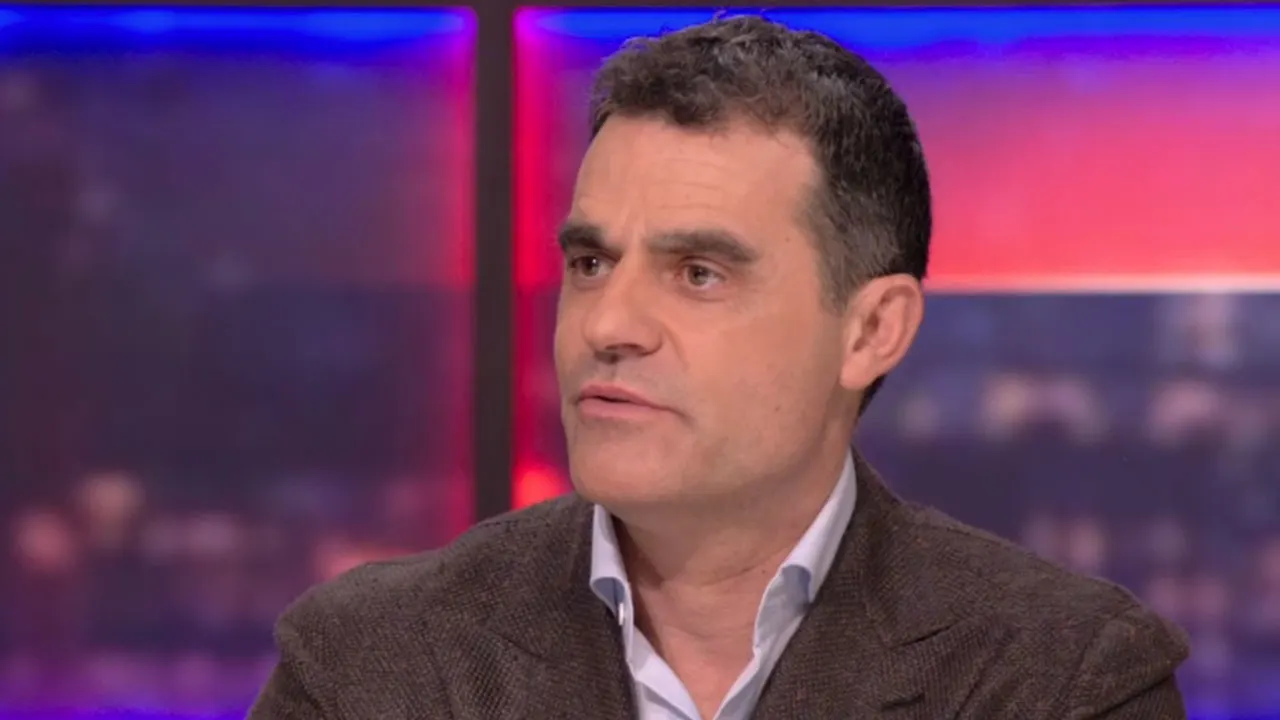 Pérez kritisch op Teze: ‘Dat vind ik echt zo ongelooflijk zwak’