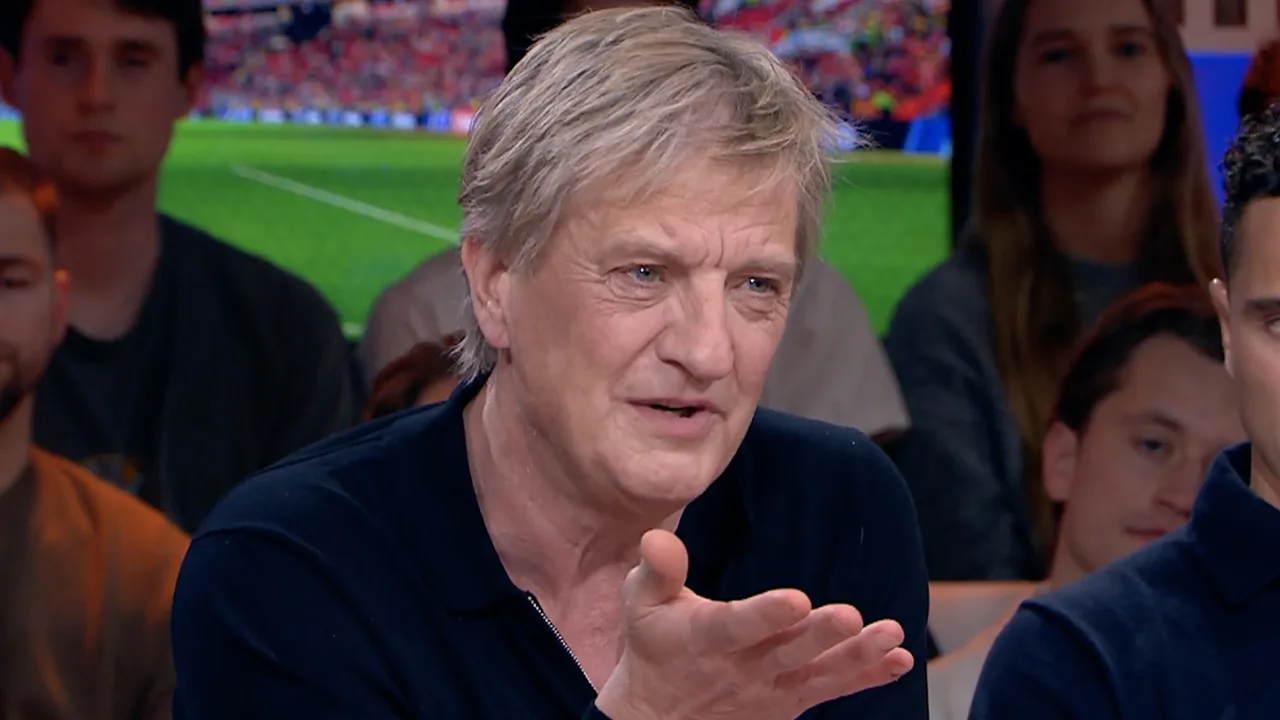 Wim Kieft hekelt Ajax-speler: 'Wat een slap gedoe allemaal, zeg!'