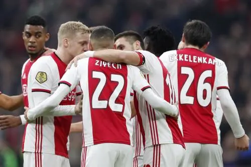 (Jong) Ajax vernedert ADO Den Haag met 6-1