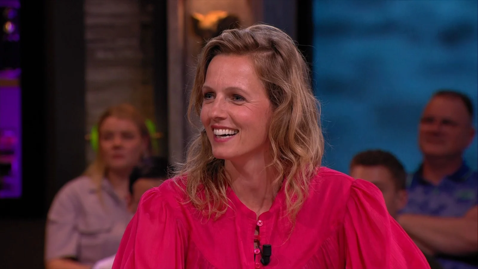 Aflevering Vandaag Inside met Leonie ter Braak, donderdag 19 mei 2022