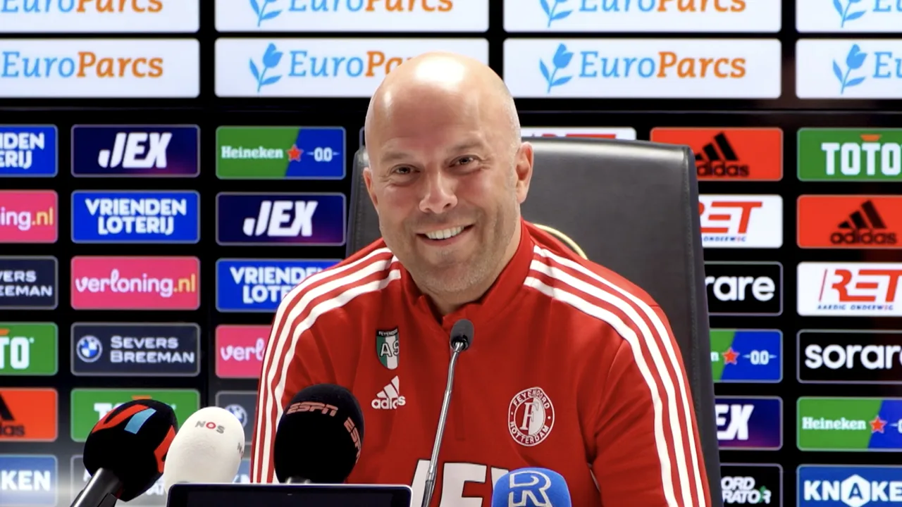 Gaat Slot volgend seizoen de Champions League in met Feyenoord? ‘Eerst de Europa League winnen’