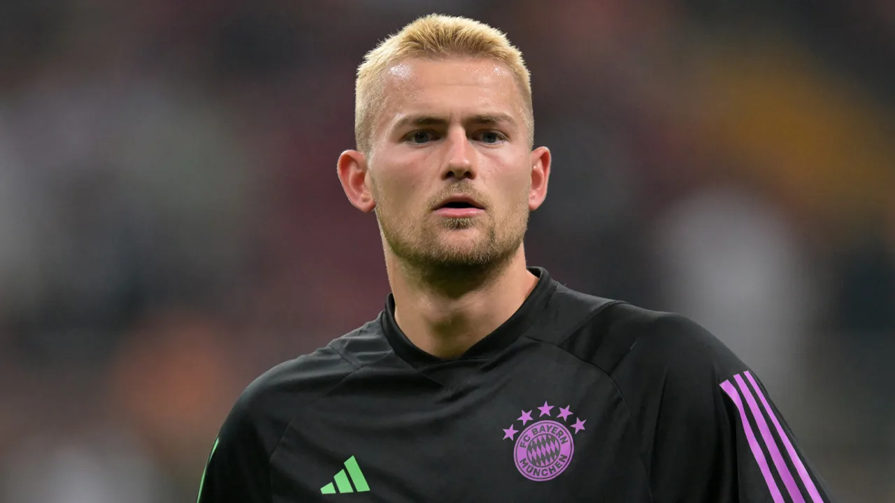 De Ligt heeft scheurtje in knieband en mist waarschijnlijk ook komende interlands Oranje