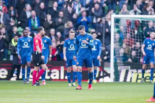 Feyenoord wankelt op derde plaats