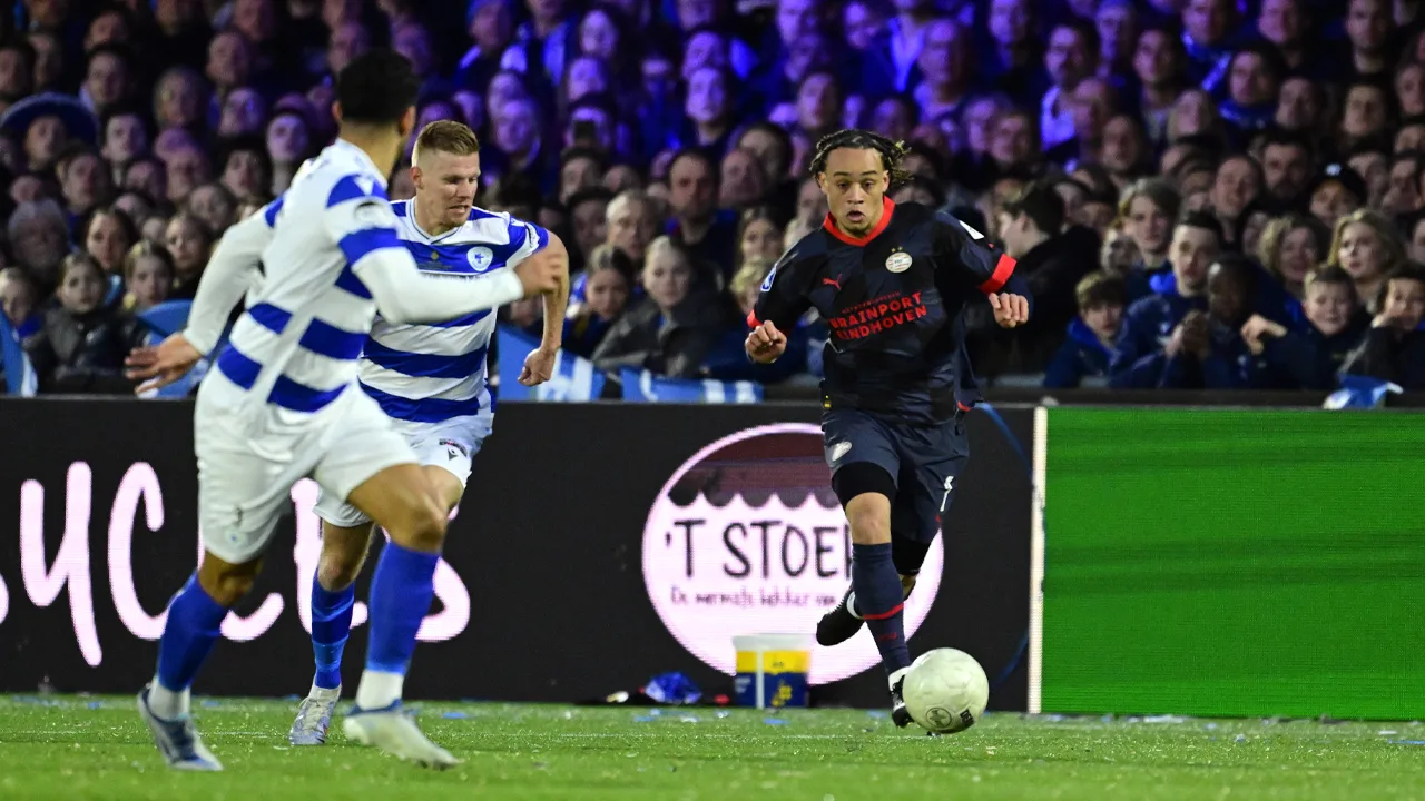 PSV schrijft KNVB brief over spreekkoren en wangedrag Spakenburg