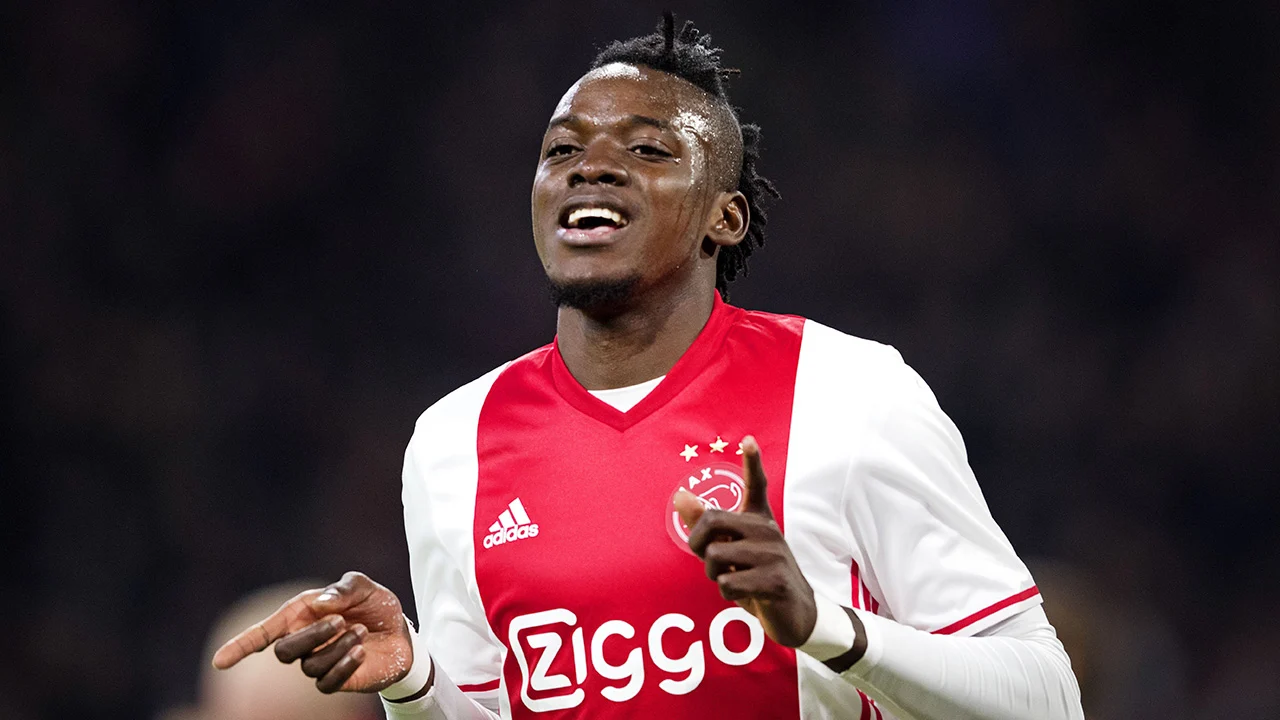 Ajax-trainer Farioli rekent in Europees duel met FK Vojvodina niet op Traoré