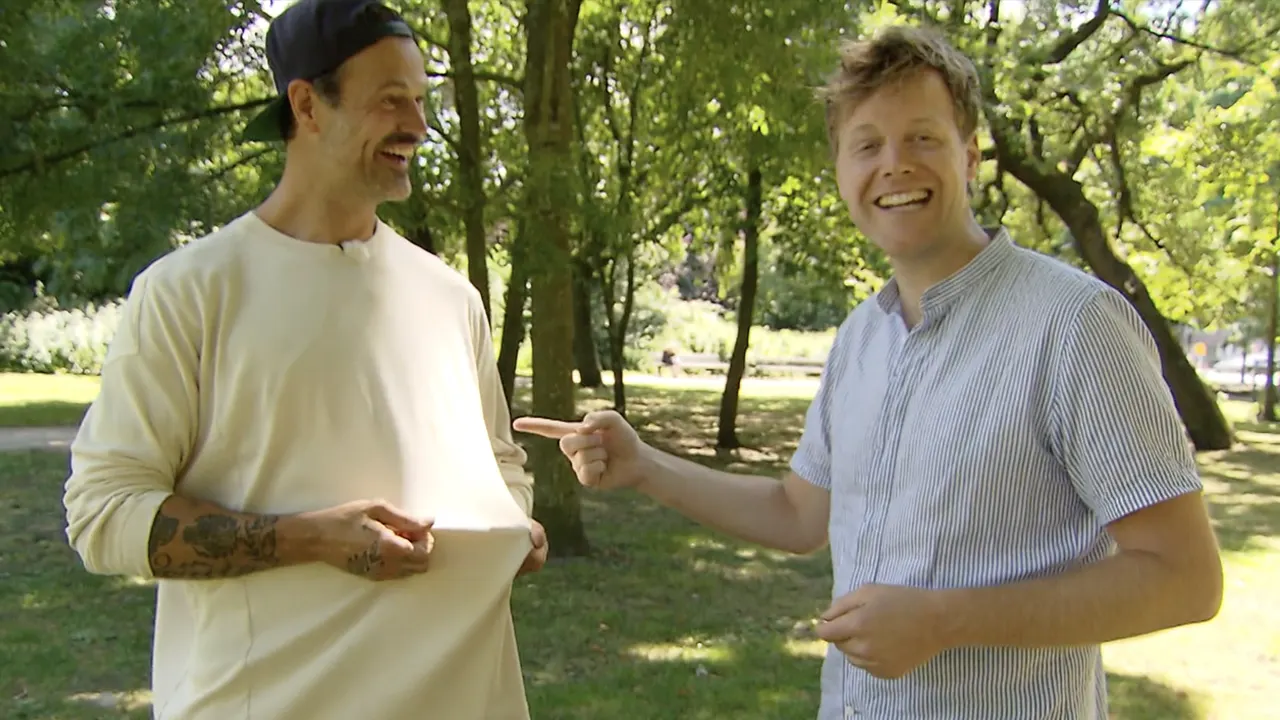 Arie Boomsma ondergepoept tijdens interview RTL Boulevard